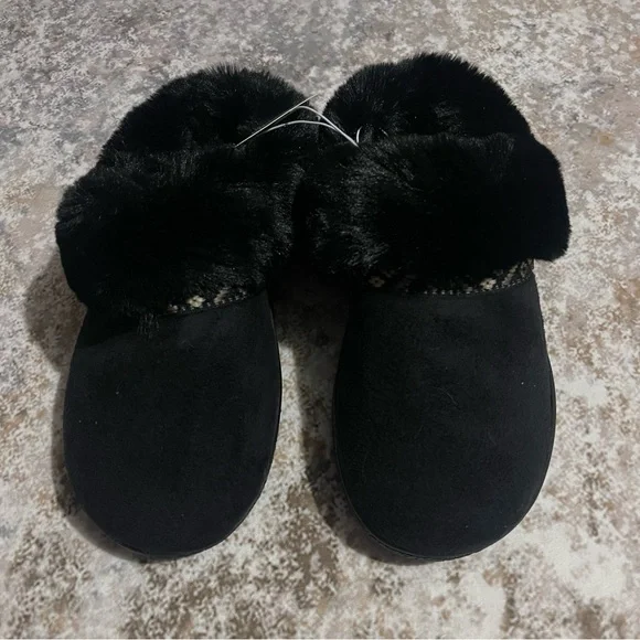 Isotoner Women’s Classic Comfort Hoodback Slipper Size 8.5-9 - Picture 1 of 6